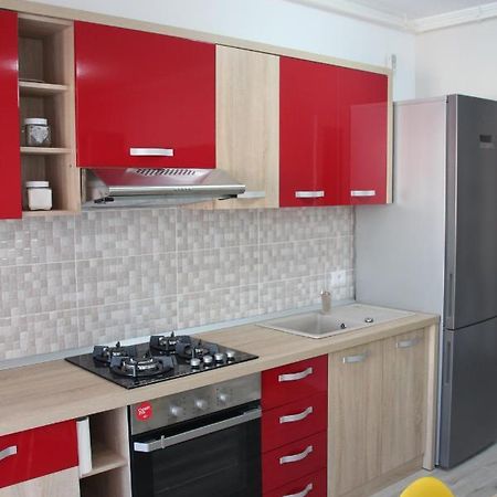 Lowcost Tryp Lejlighed Oradea Eksteriør billede
